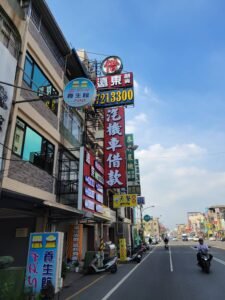 屏東當舖推薦-民生路遠東融資合法店面外觀-近屏東演藝廳